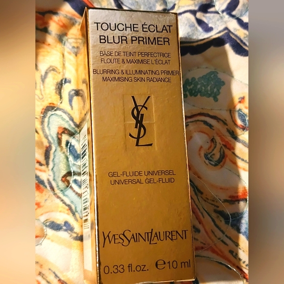 Yves Saint Laurent Touche Éclat Blur Primer. - Picture 1 of 2